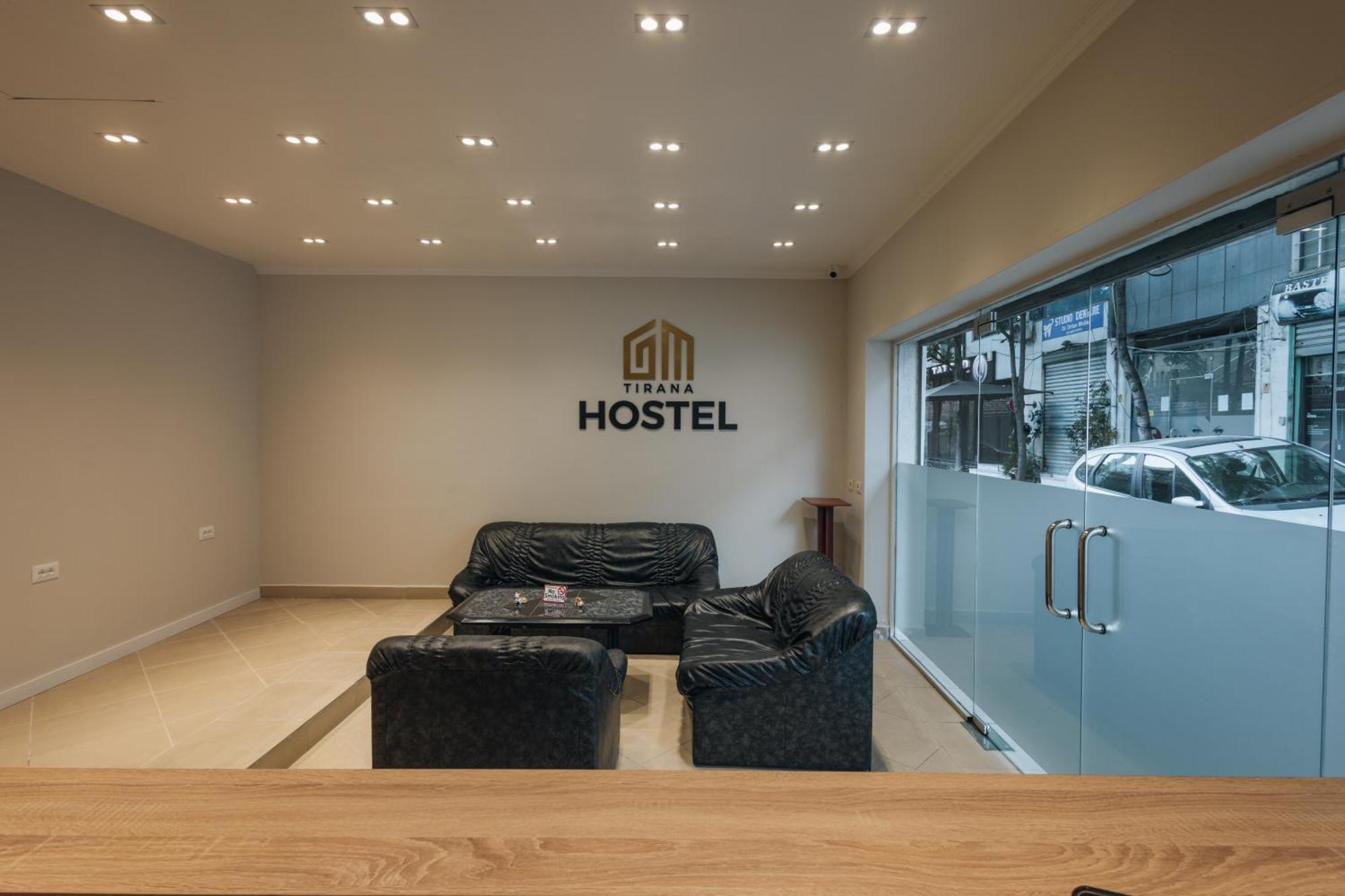 Gm Tirana Hostel Esterno foto