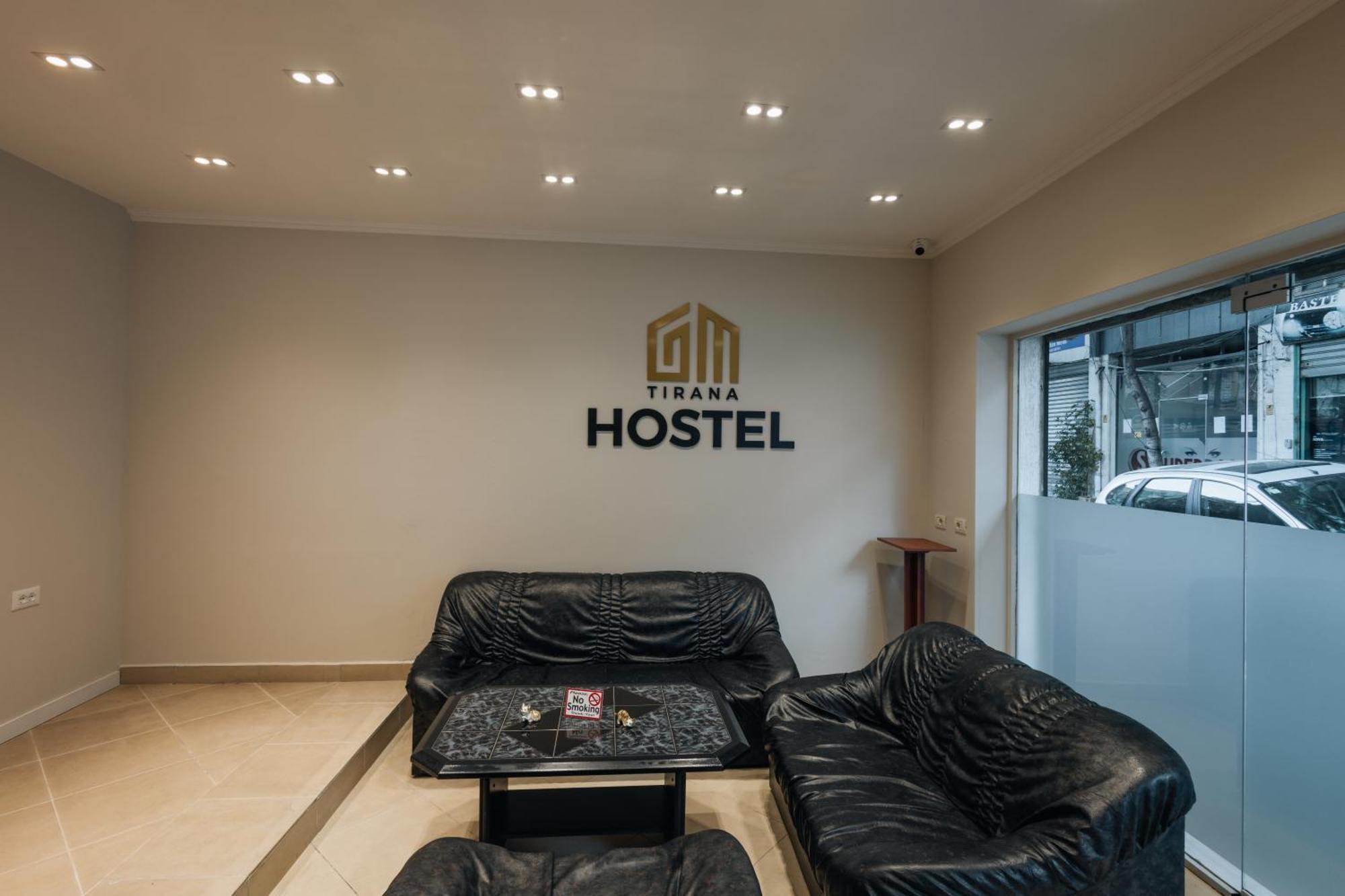 Gm Tirana Hostel Esterno foto