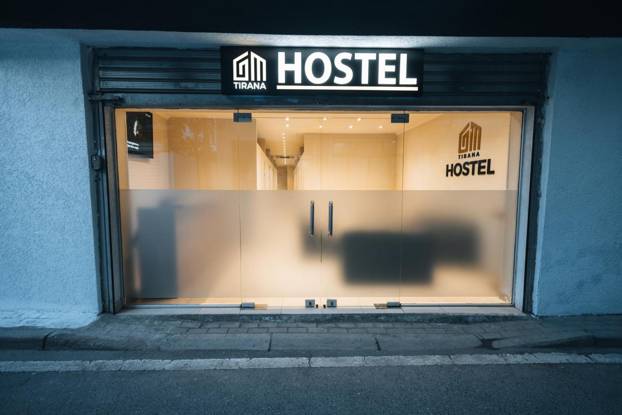 Gm Tirana Hostel Esterno foto
